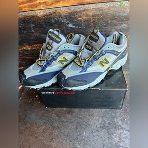 VINTAGE 1999 NEW BALANCE 803s IN ORIGINAL BOX